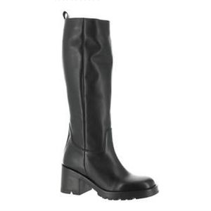NEW Steve Madden Gyrate Boots Black Leather